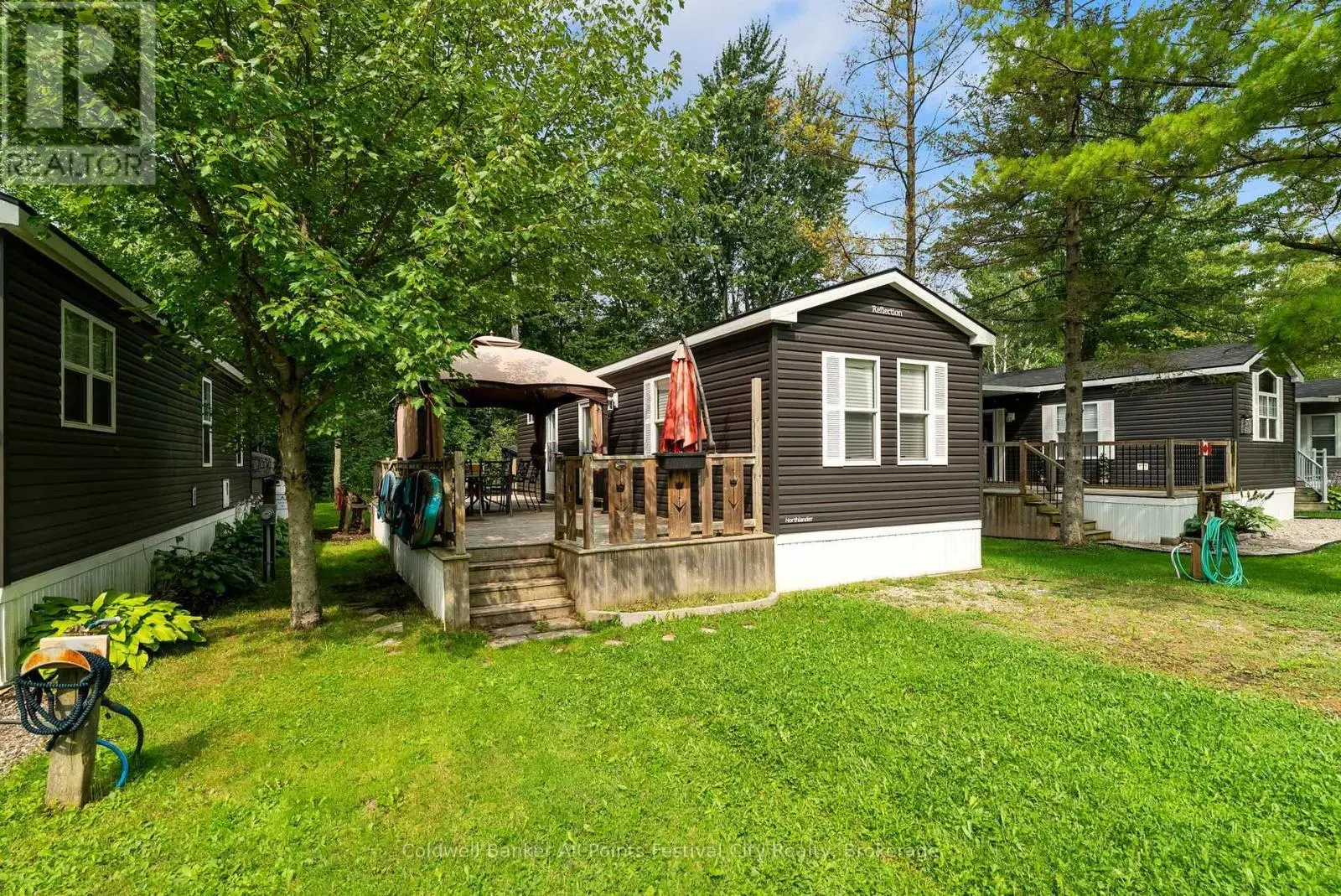 B160 - 13 Southline Avenue, Huron-Kinloss