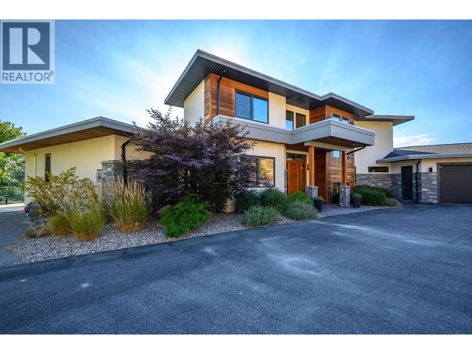 195 Ravine Drive. Coldstream, British Columbia