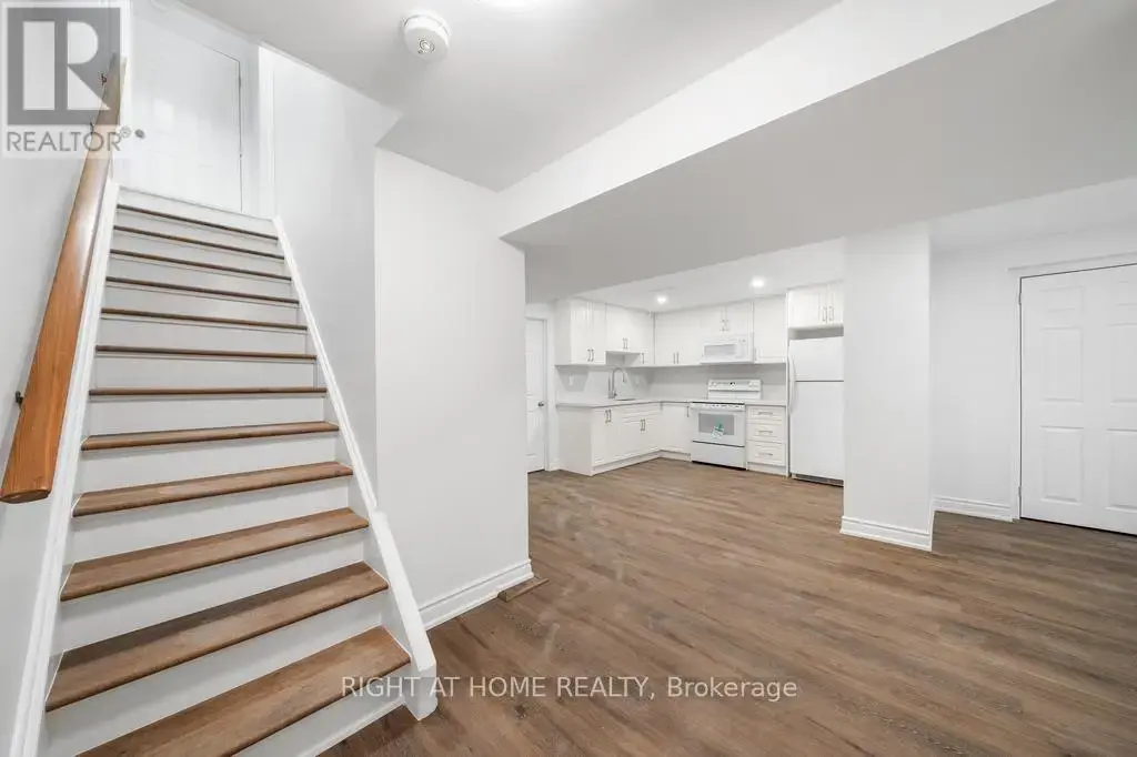 Lower - 582 Carlyle Court, Oshawa (Donevan)