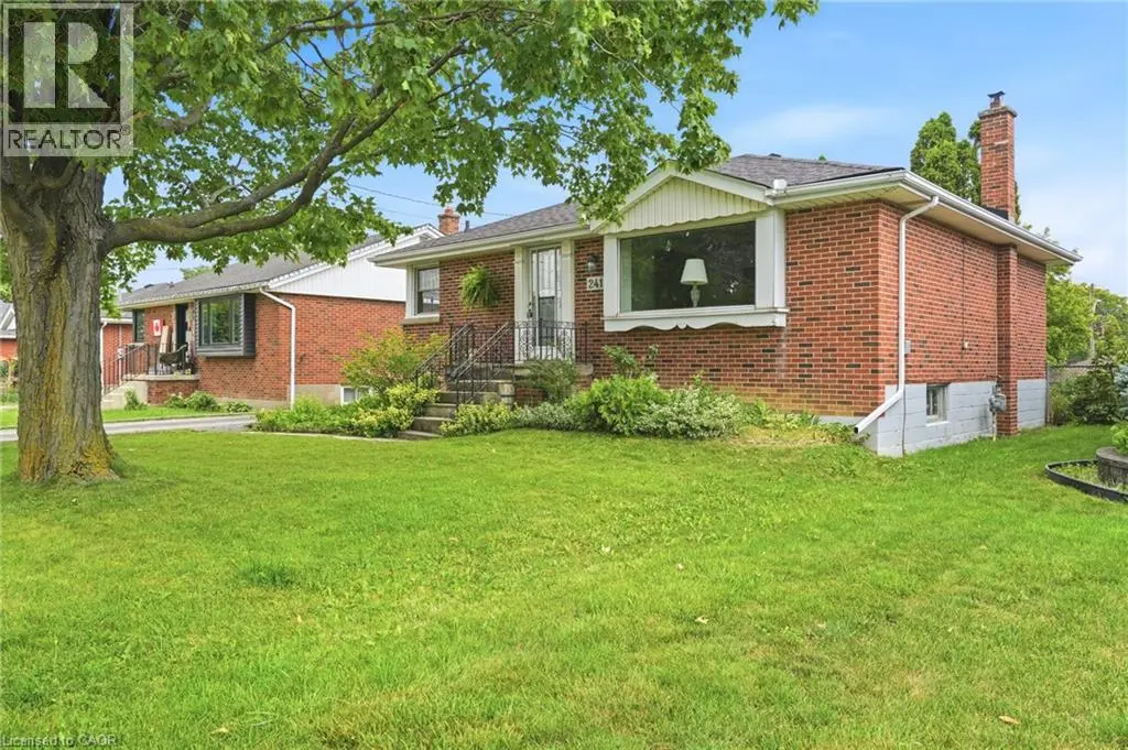 241 East 44th Street, Hamilton