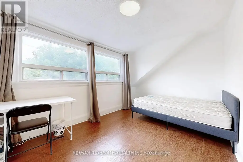 2nd Floor - 97 Bude Street, Toronto (Oakwood Village)