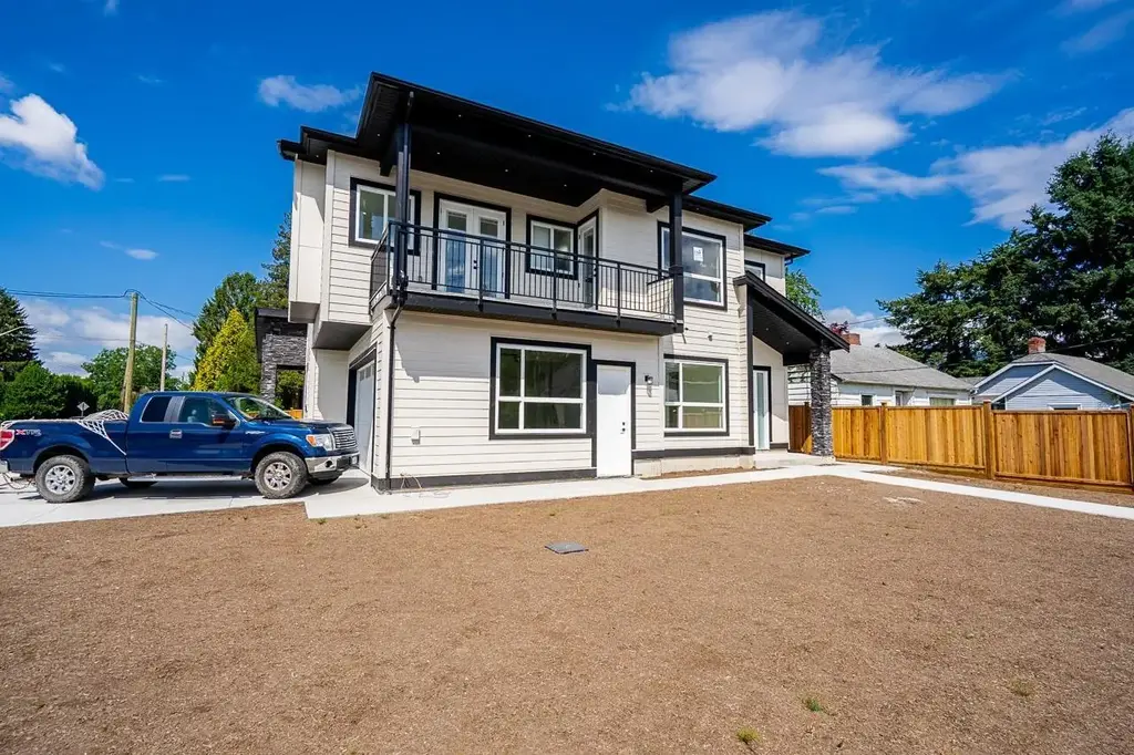 Upper B 45945 Lewis Avenue, Chilliwack Proper West, Chilliwack