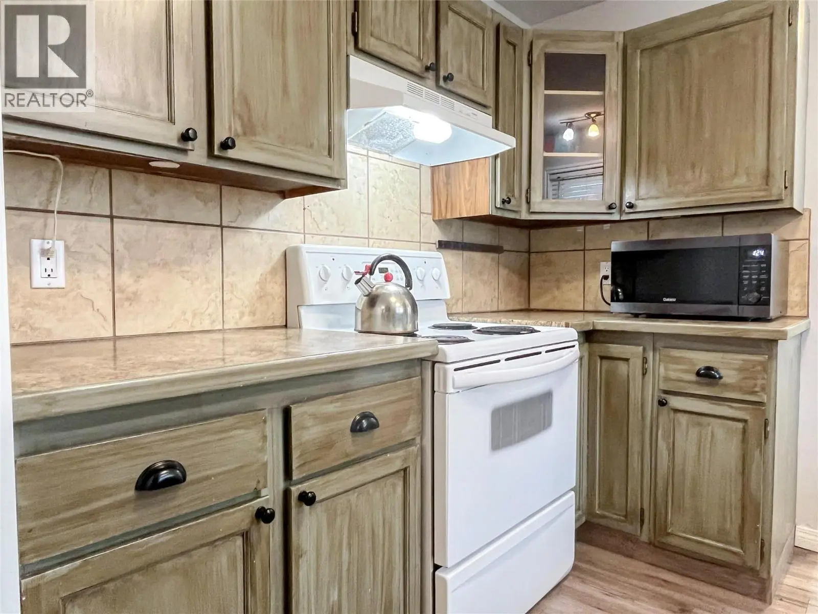220 Prior Road S Unit# 3. Kelowna, British Columbia