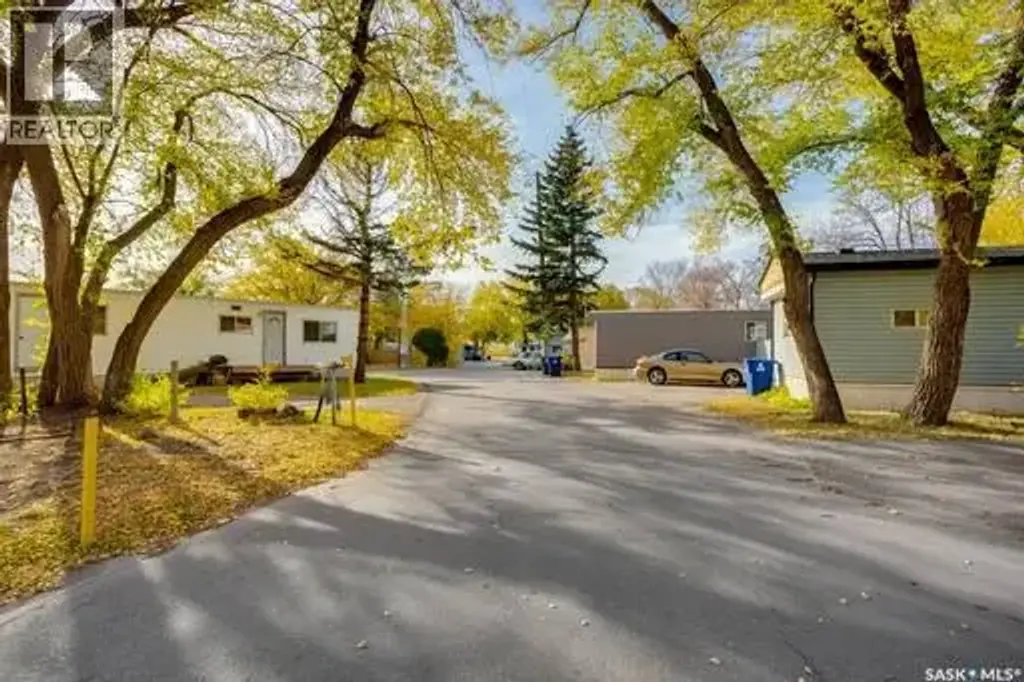 1524 Rayner Avenue, Saskatoon