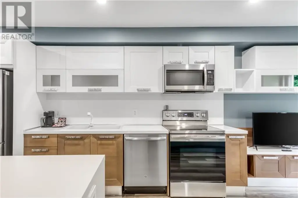 1755 Regent Street Unit# 302, Greater Sudbury