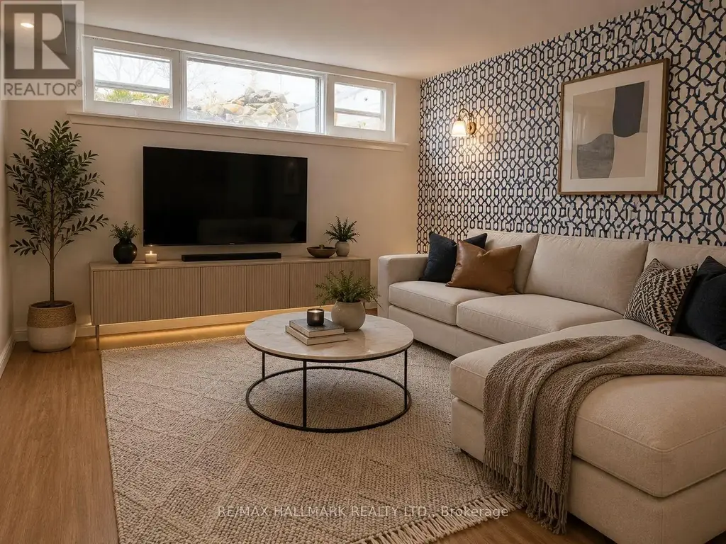 #bsmnt - 63 Longford Drive E, Newmarket (Bristol-London)