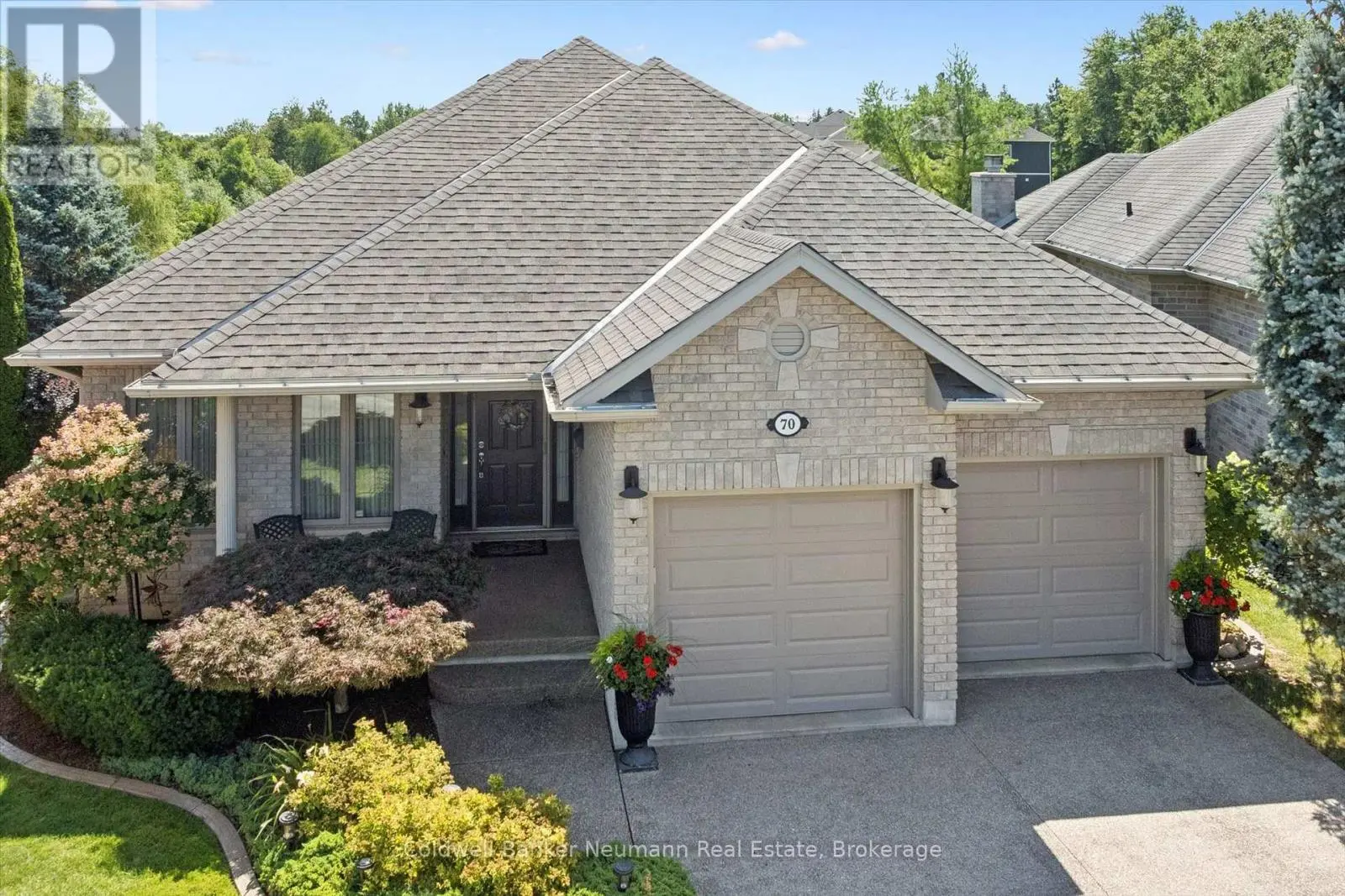 70 Bathgate Drive, Guelph (Kortright East)