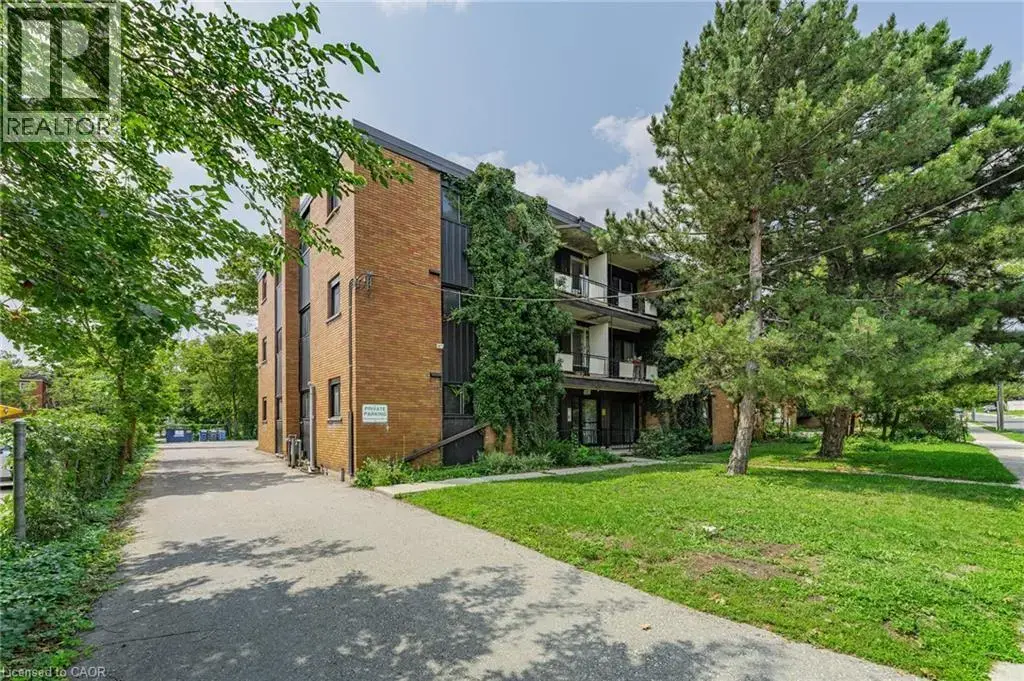 157 Ahrens Street W Unit# 4, Kitchener