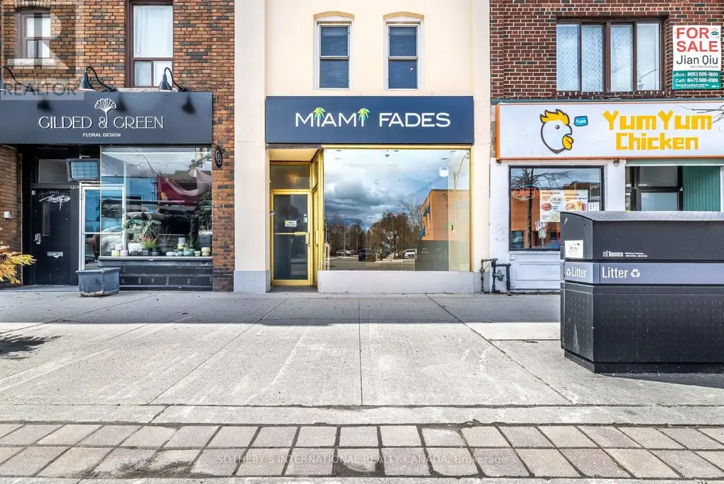 Retail Store - 3236 Yonge Street, Toronto (Lawrence Park North)