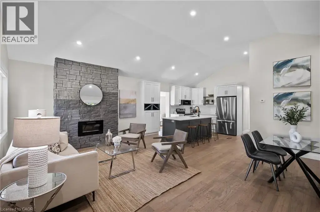 1041 Shepherd's Drive, Burlington