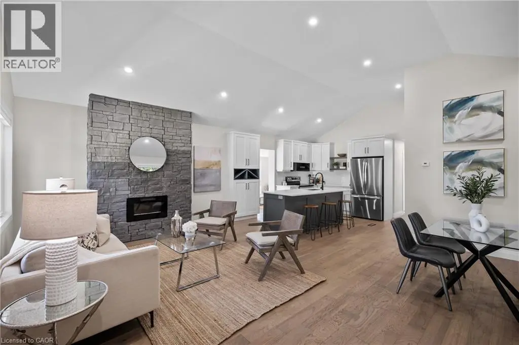 1041 Shepherd's Drive, Burlington