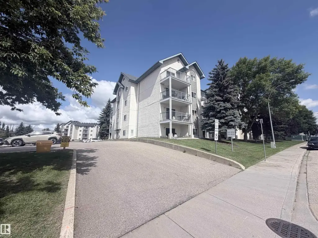 #208 6710 158 Av Nw, Edmonton