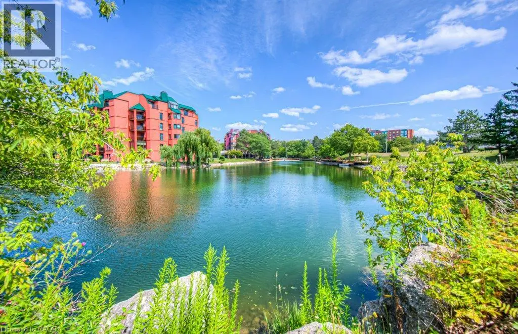 52 Blue Springs Drive Unit# 32, Waterloo