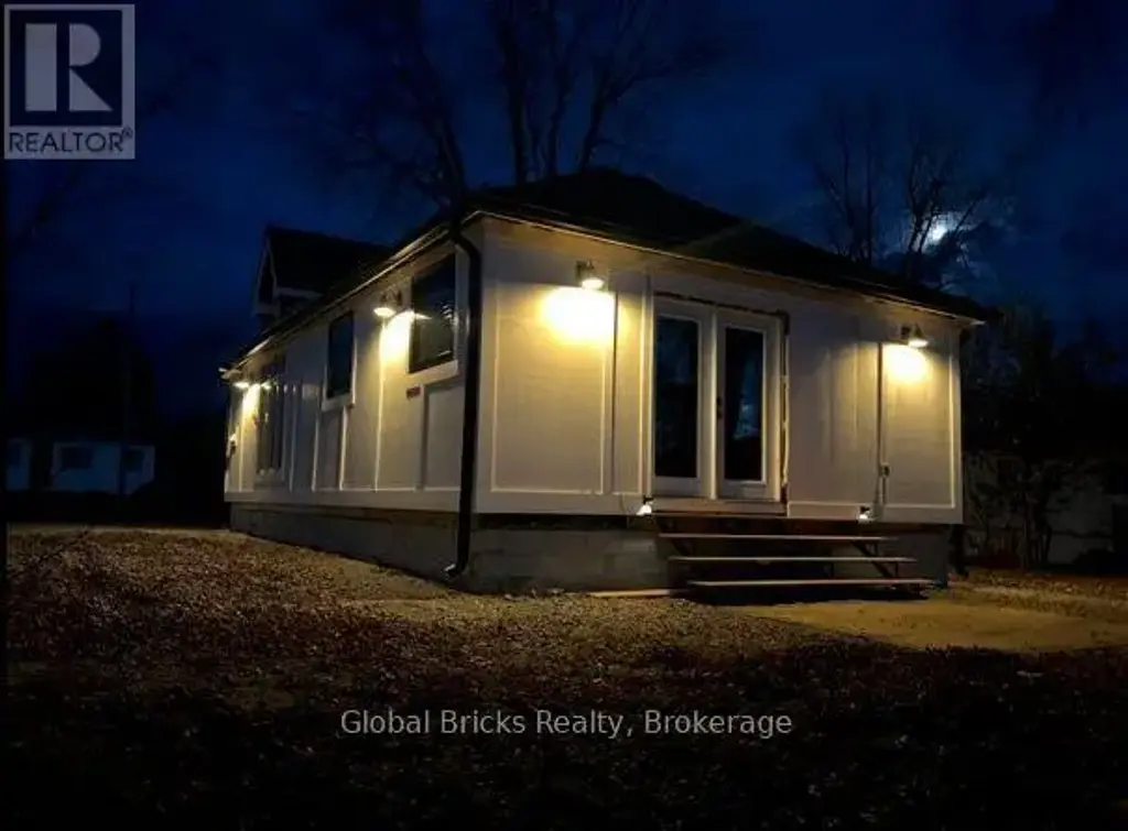 899 Maplewood Drive, Innisfil (Alcona)