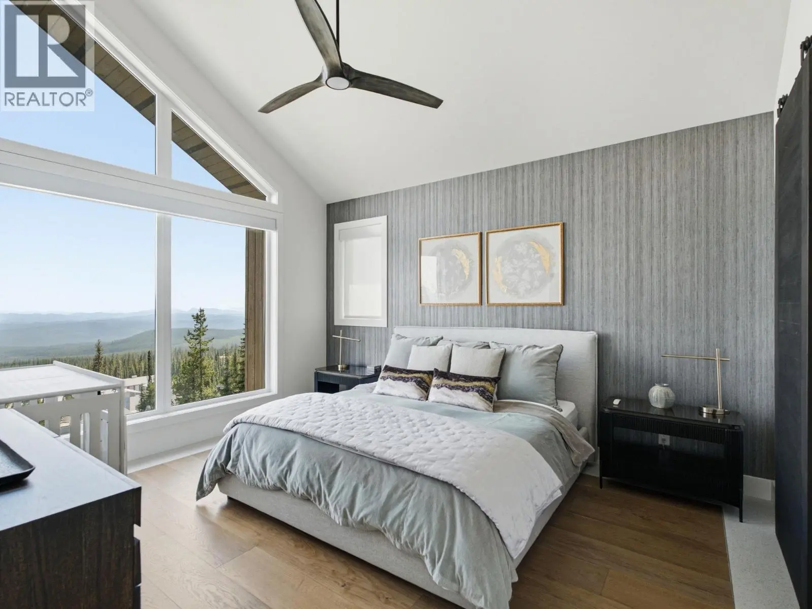 212 Feathertop Way. Big White, British Columbia