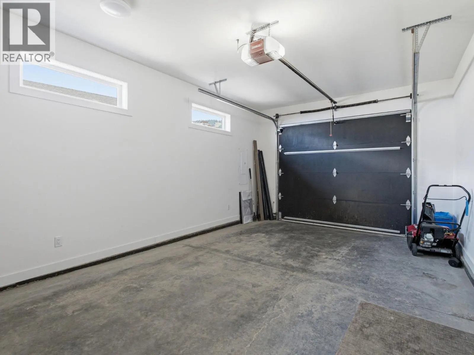 212 Feathertop Way. Big White, British Columbia