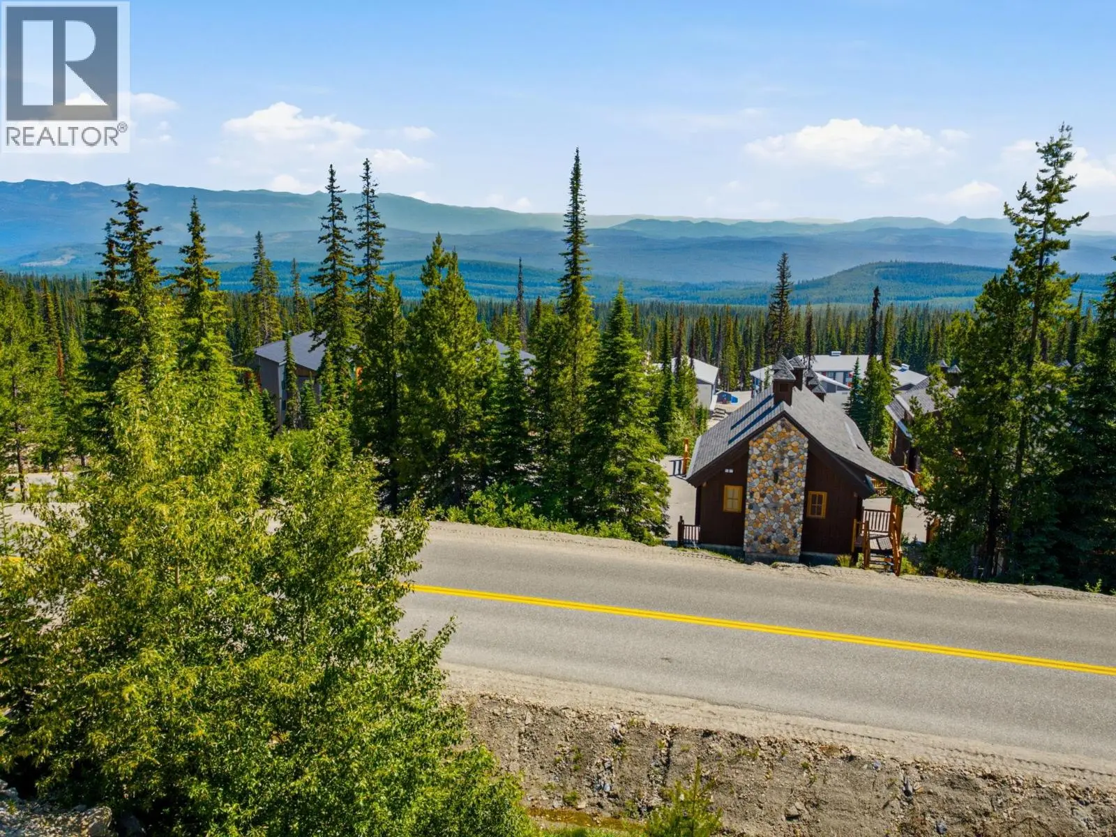 212 Feathertop Way. Big White, British Columbia