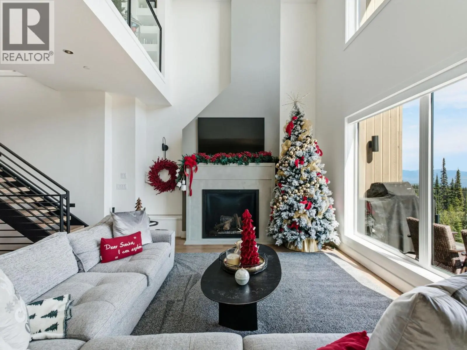 212 Feathertop Way. Big White, British Columbia