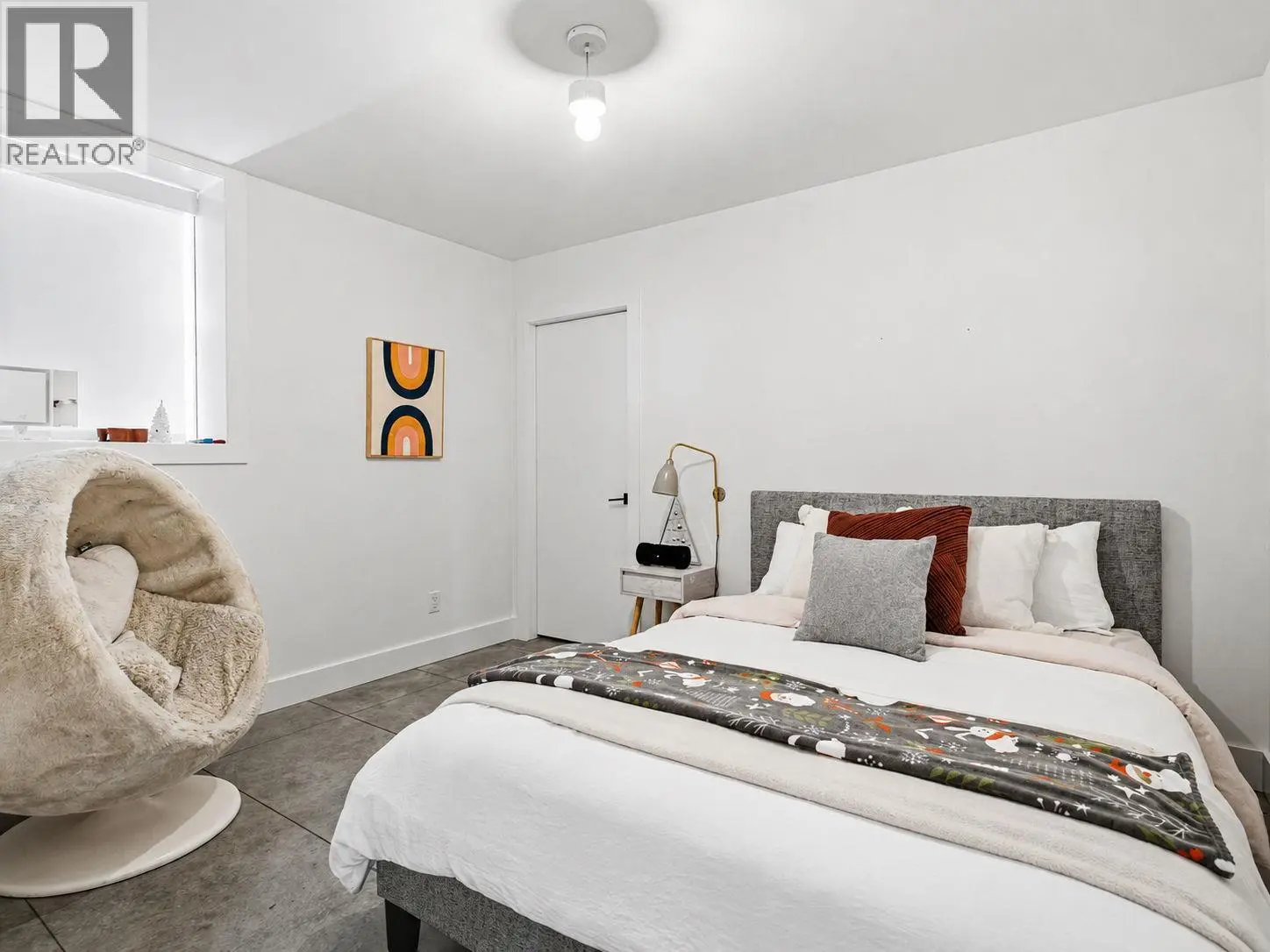 212 Feathertop Way. Big White, British Columbia