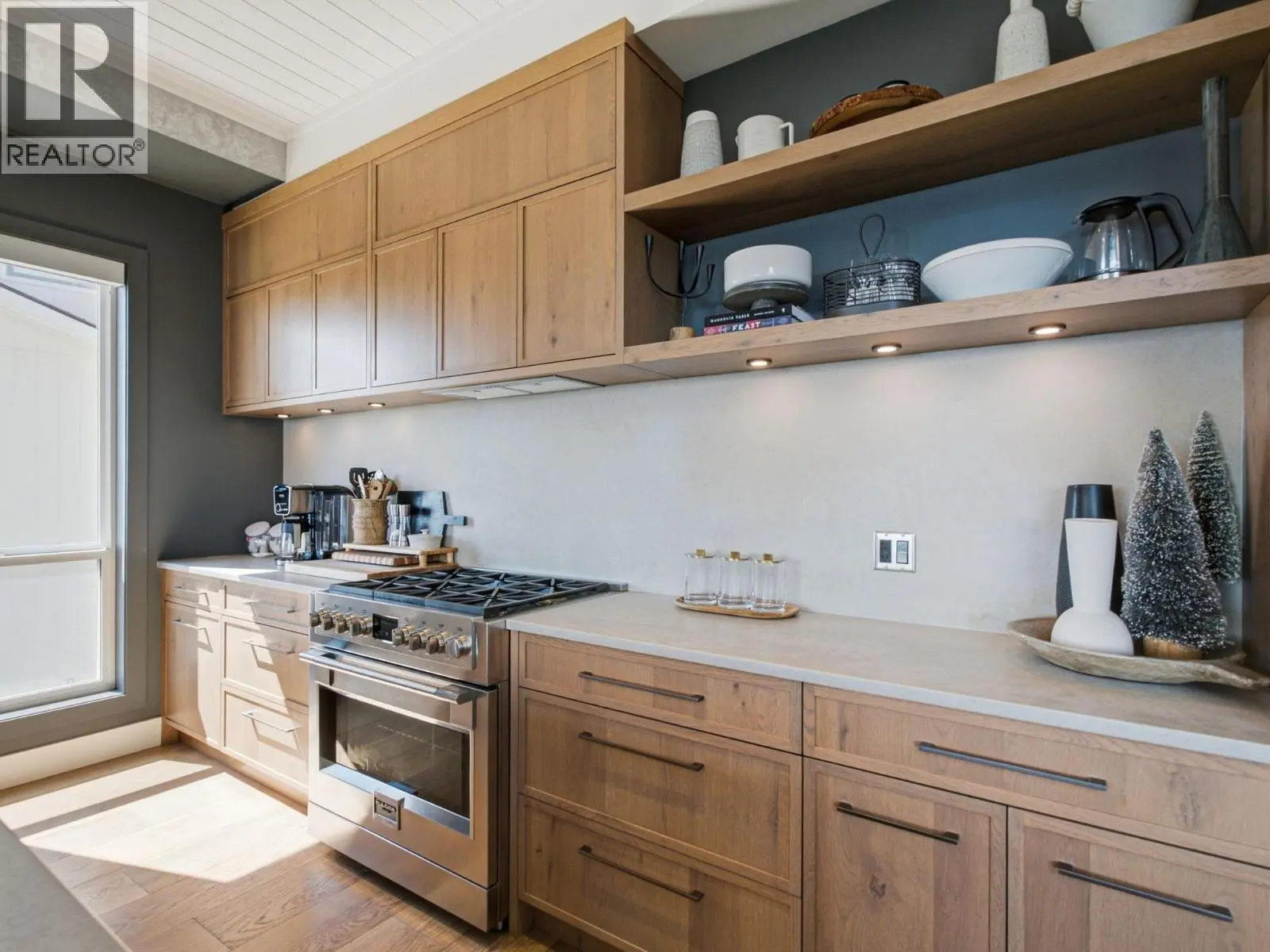 212 Feathertop Way. Big White, British Columbia