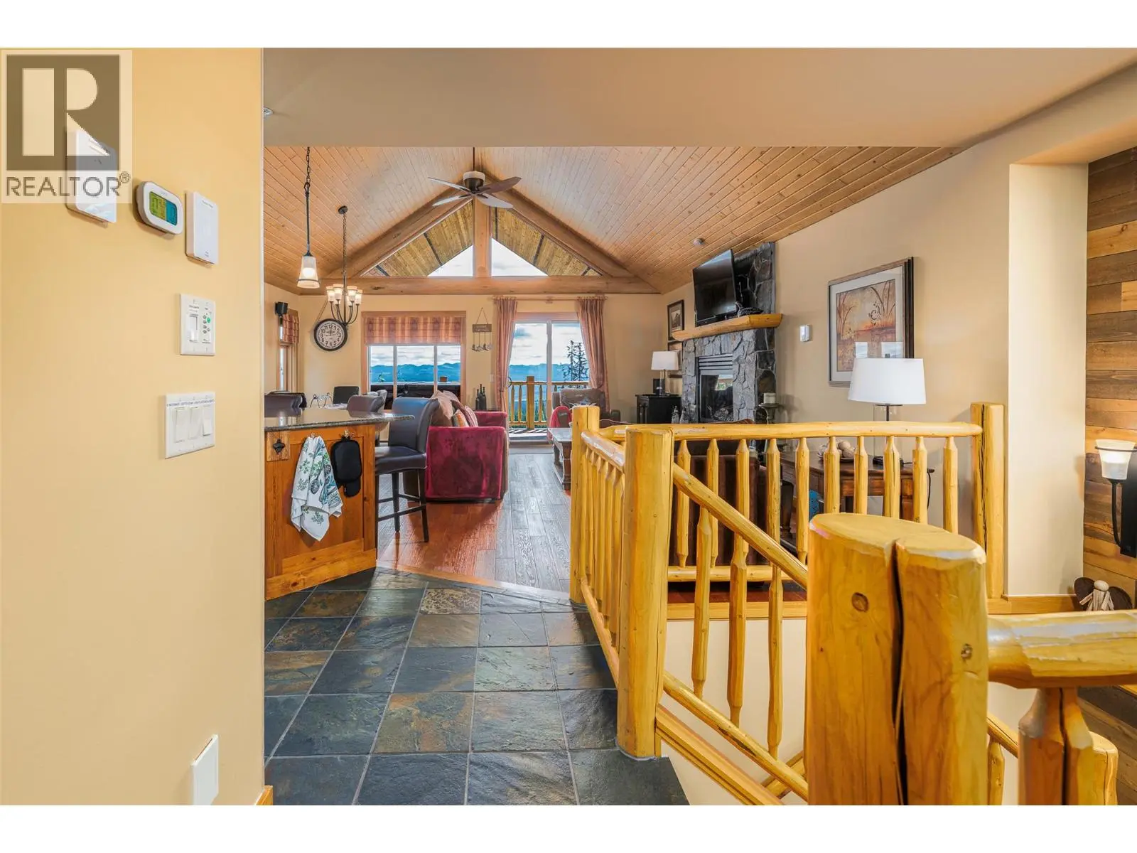 360 Whitehorse Lane Unit# 16. Big White, British Columbia