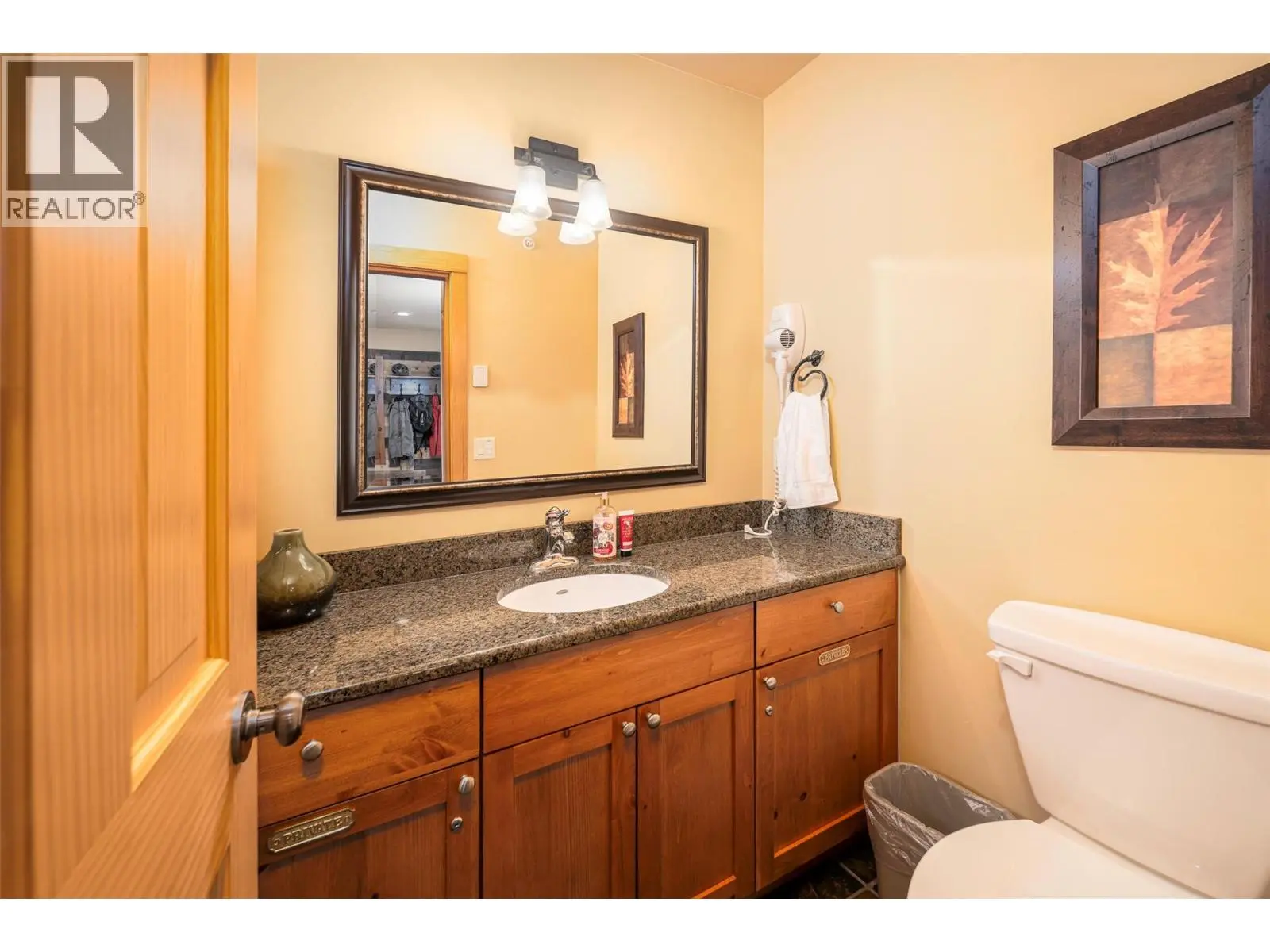 360 Whitehorse Lane Unit# 16. Big White, British Columbia