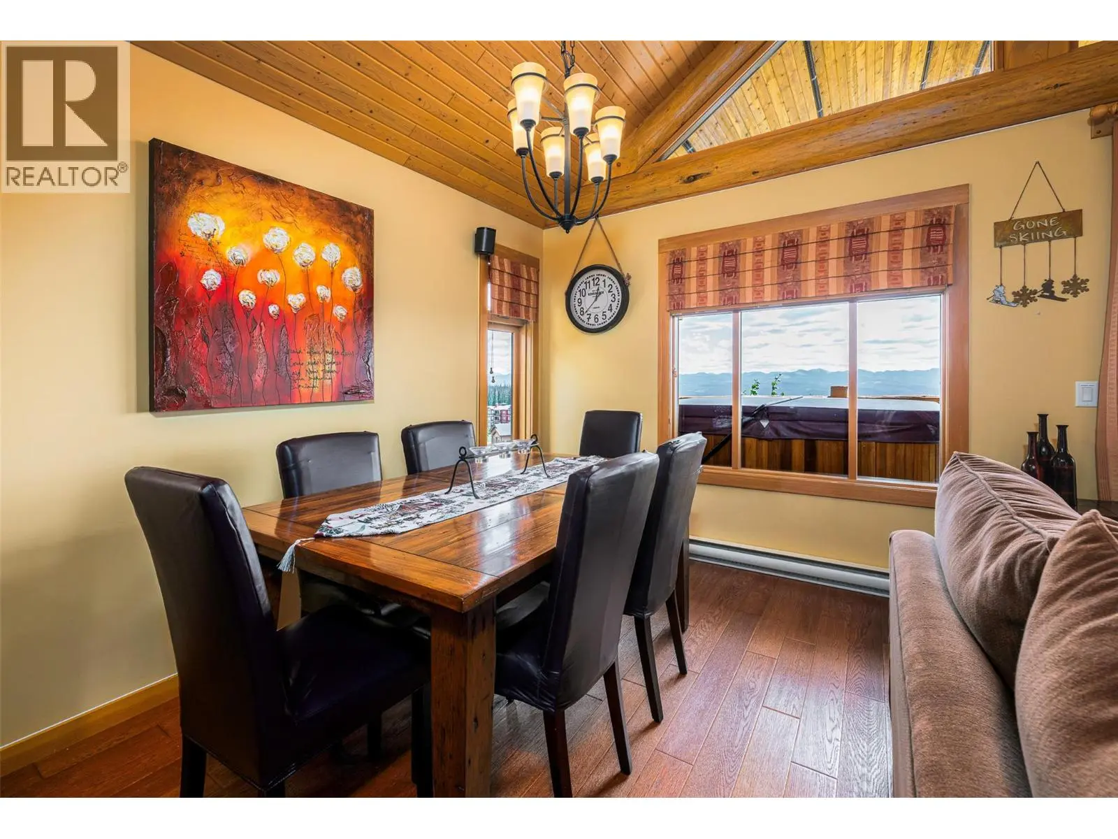 360 Whitehorse Lane Unit# 16. Big White, British Columbia