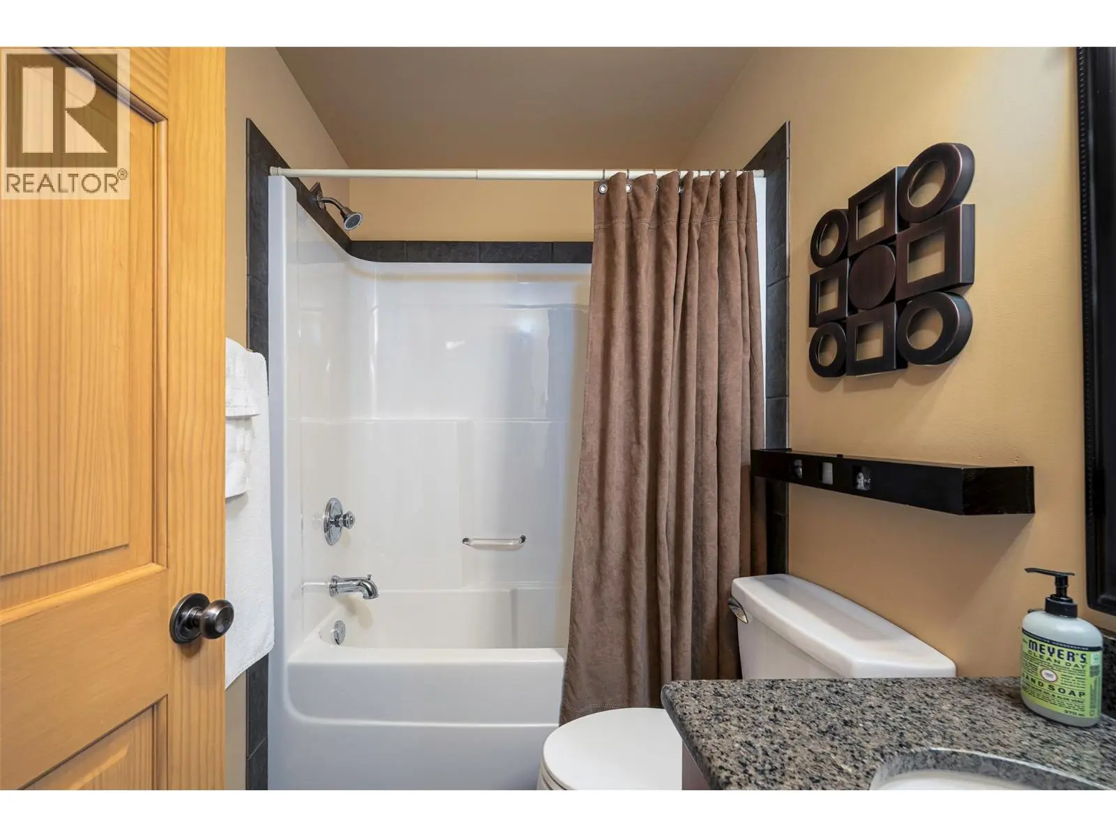 360 Whitehorse Lane Unit# 16. Big White, British Columbia