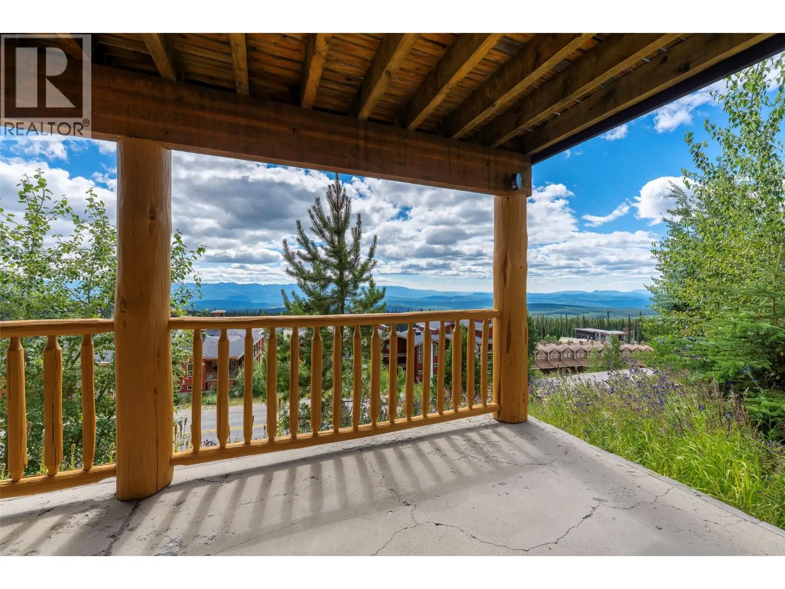 360 Whitehorse Lane Unit# 16. Big White, British Columbia