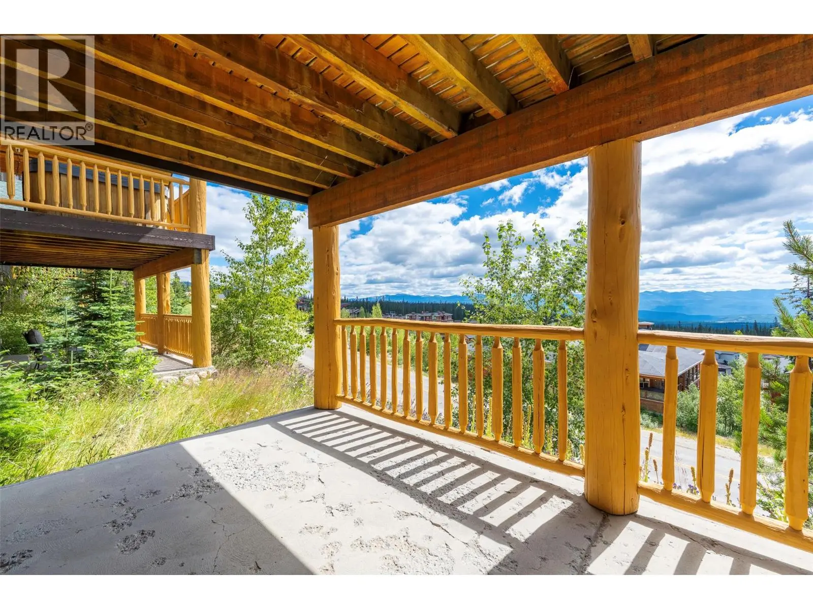 360 Whitehorse Lane Unit# 16. Big White, British Columbia