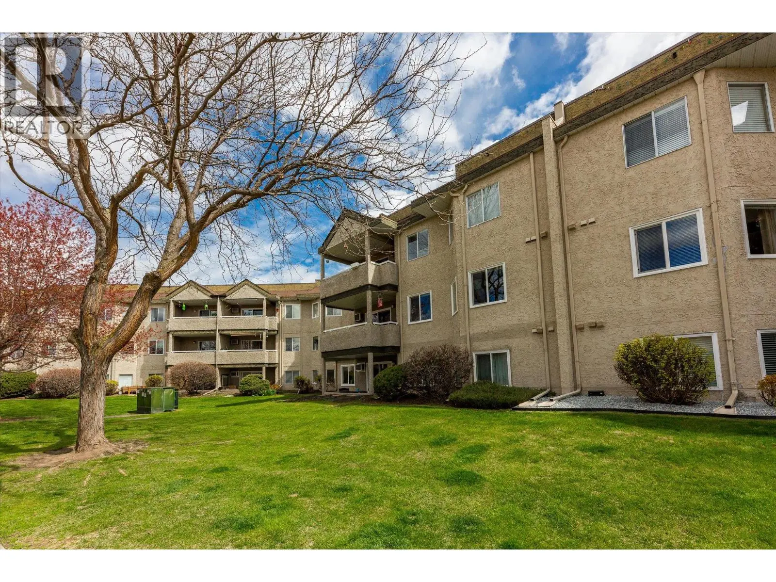 3842 Gordon Drive Unit# 112. Kelowna, British Columbia