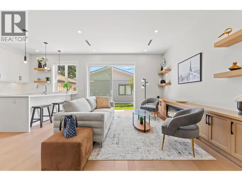 2 8578 Cartier Street, Vancouver