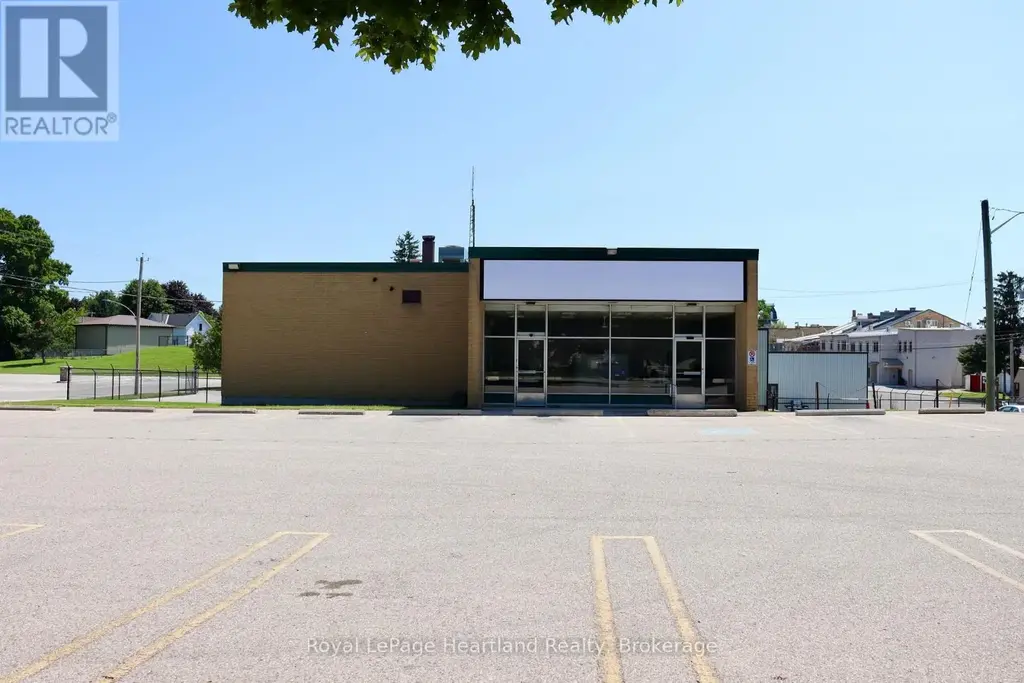 30 Mill Street, Central Huron (Clinton)