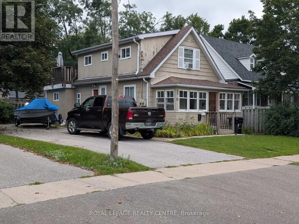 Upper - 10 Dufferin Street, Barrie (Sanford)
