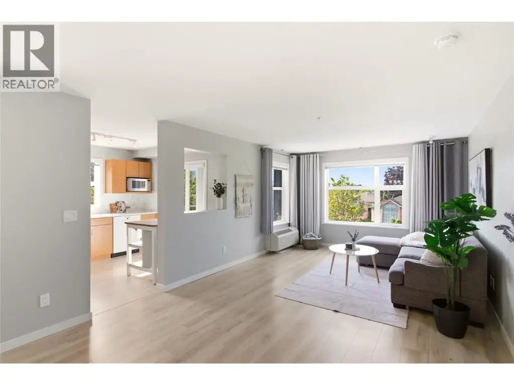 563 Yates Road Unit# 215, Kelowna