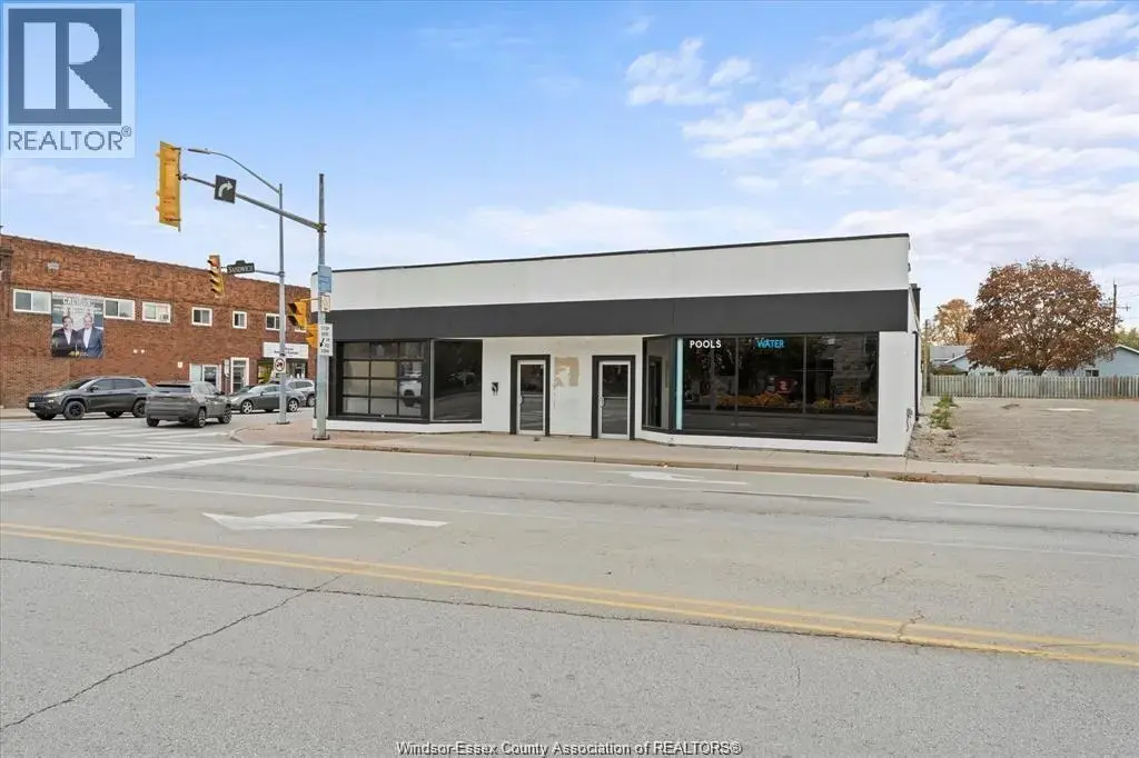 227-235 Sandwich Street South, Amherstburg