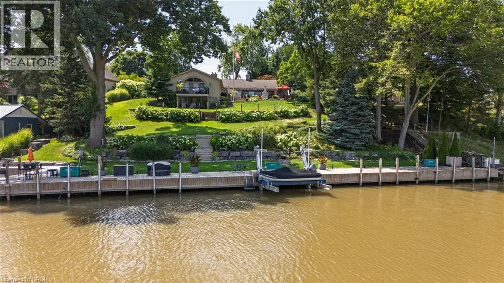 22 Ryerse Crescent, Port Dover