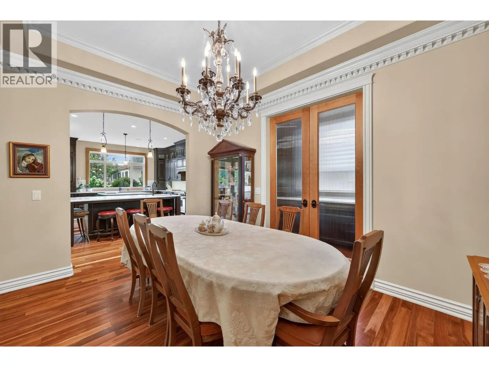 523 Metcalfe Avenue. Kelowna, British Columbia
