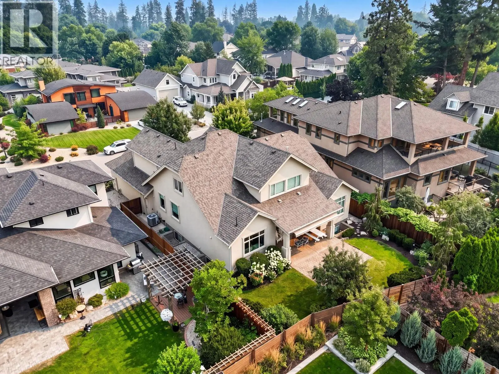 523 Metcalfe Avenue. Kelowna, British Columbia