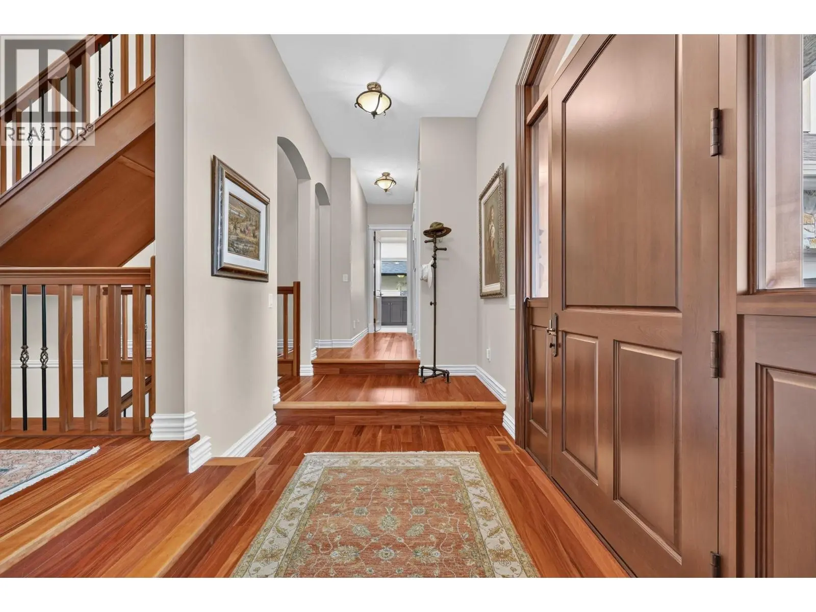 523 Metcalfe Avenue. Kelowna, British Columbia