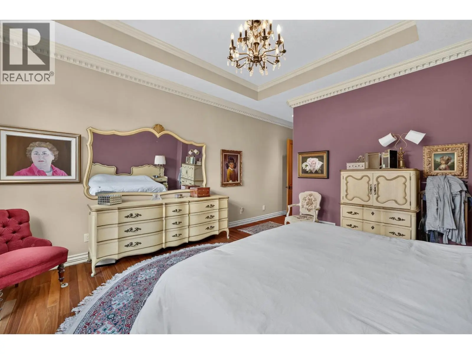 523 Metcalfe Avenue. Kelowna, British Columbia