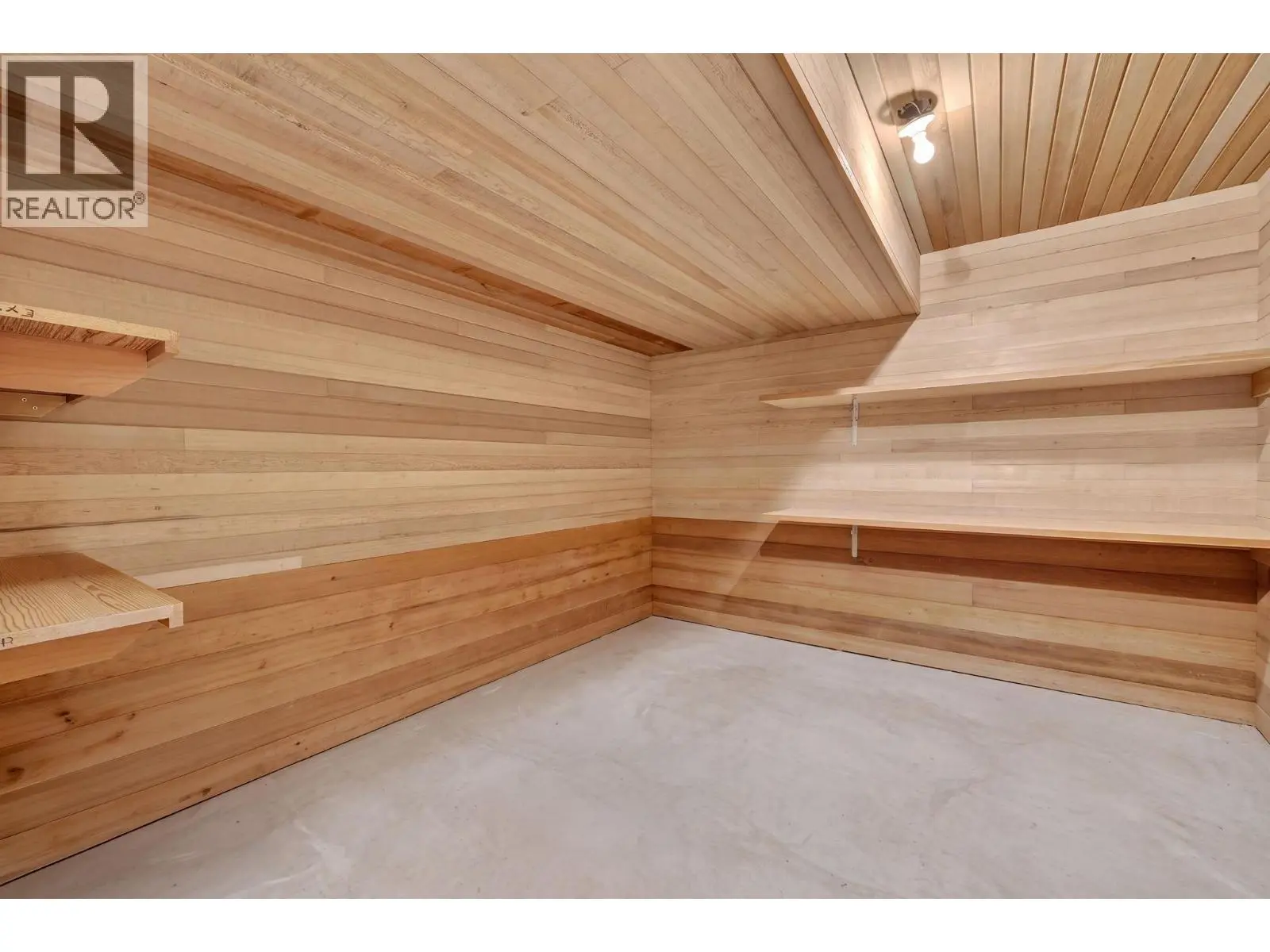 523 Metcalfe Avenue. Kelowna, British Columbia
