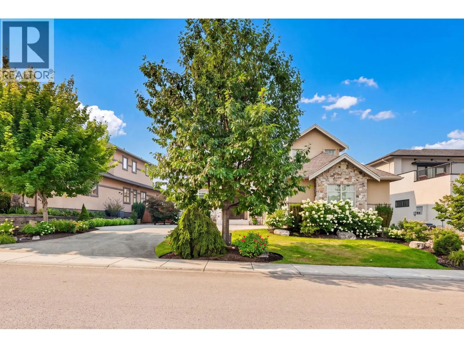 523 Metcalfe Avenue. Kelowna, British Columbia