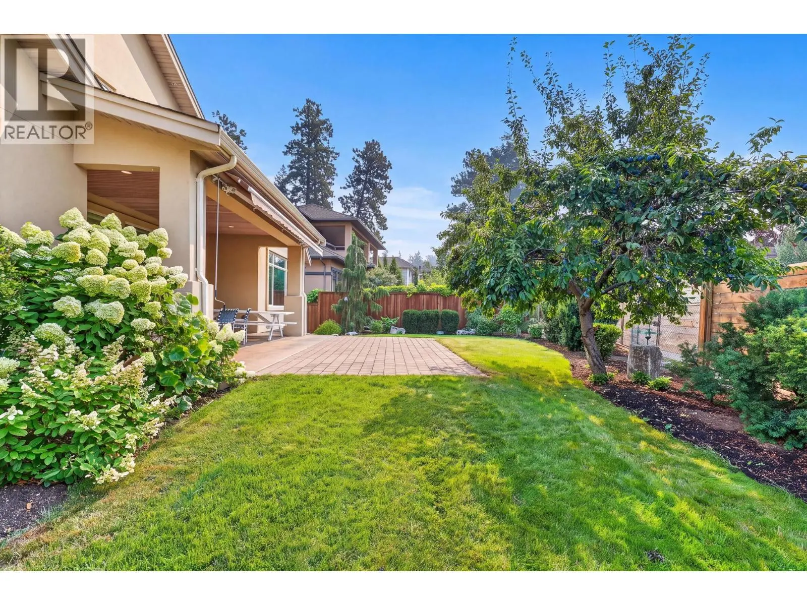 523 Metcalfe Avenue. Kelowna, British Columbia