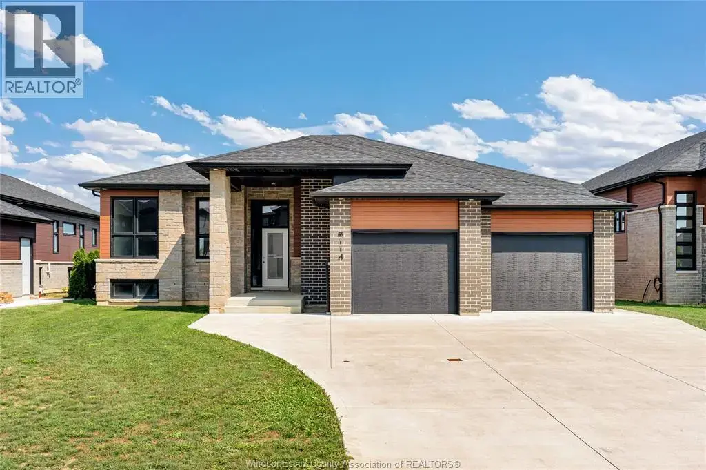 114 Hazel Crescent, Kingsville