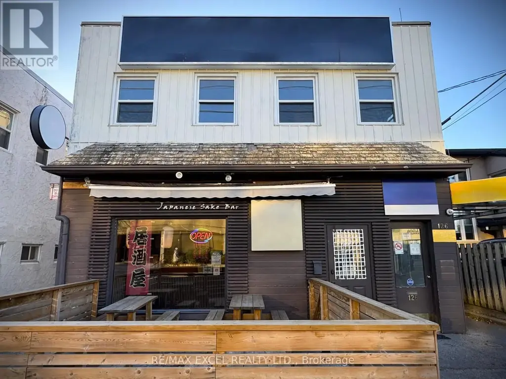 126 Willowdale Avenue, Toronto (Willowdale East)
