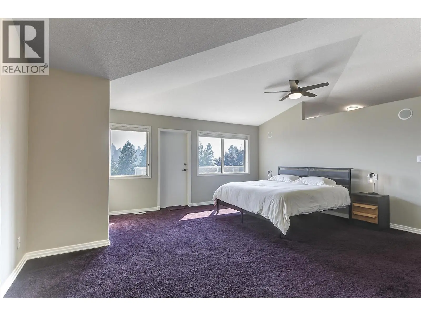 2296 Lillooet Crescent. Kelowna, British Columbia