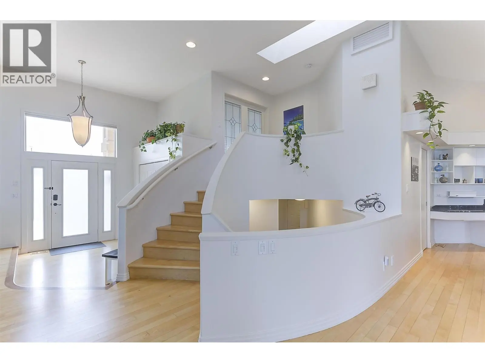 2296 Lillooet Crescent. Kelowna, British Columbia