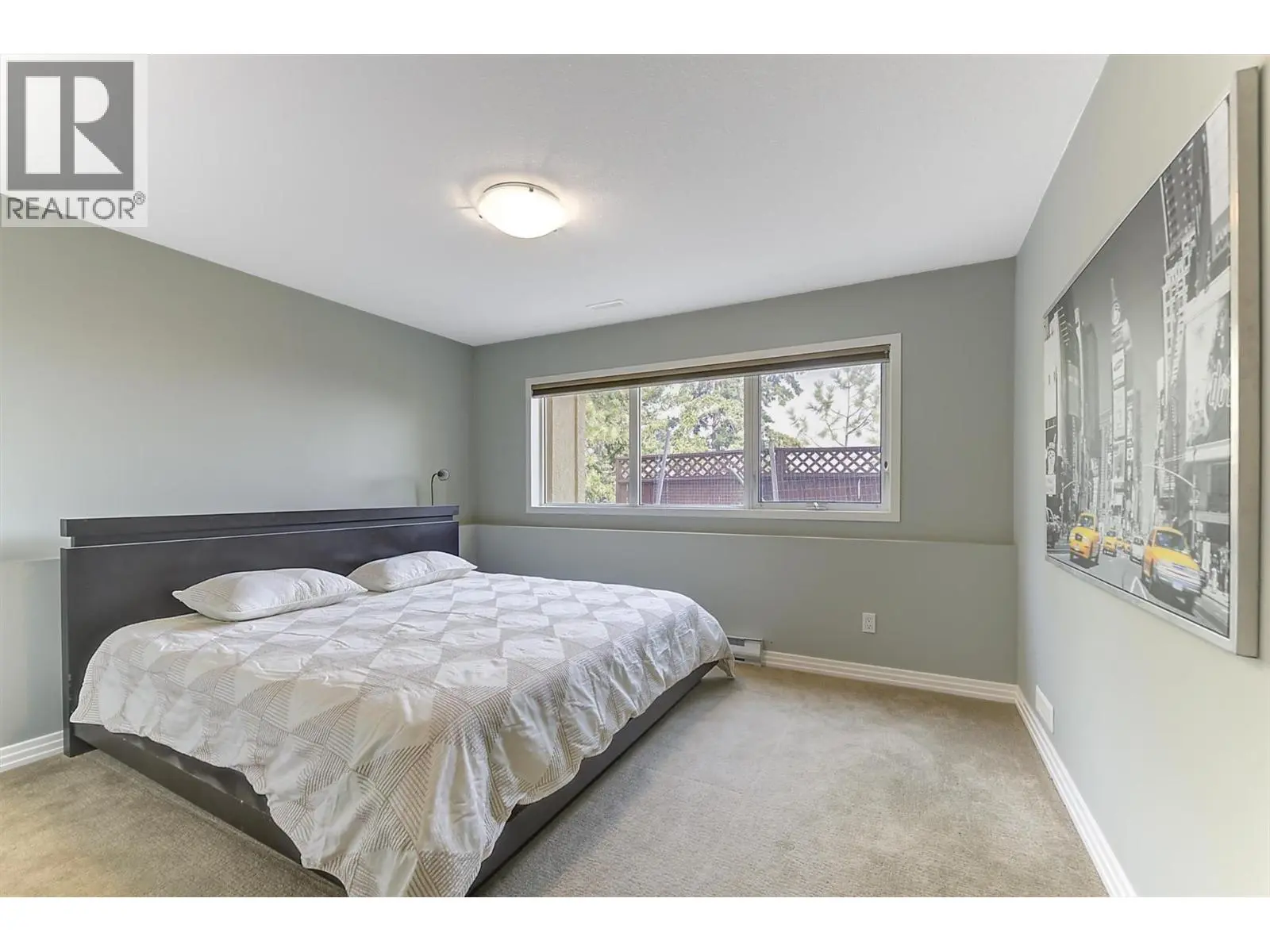 2296 Lillooet Crescent. Kelowna, British Columbia