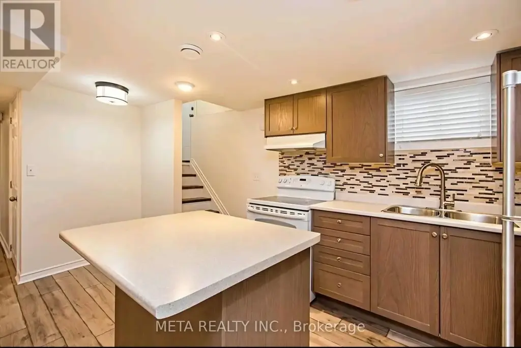 Lower - 296 Festhubert Street E, Oshawa (Central)
